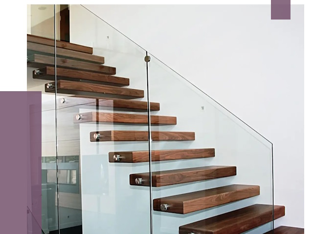 Стеклянные перила для лестницы в Верхнем Уфалее от 14839 руб.