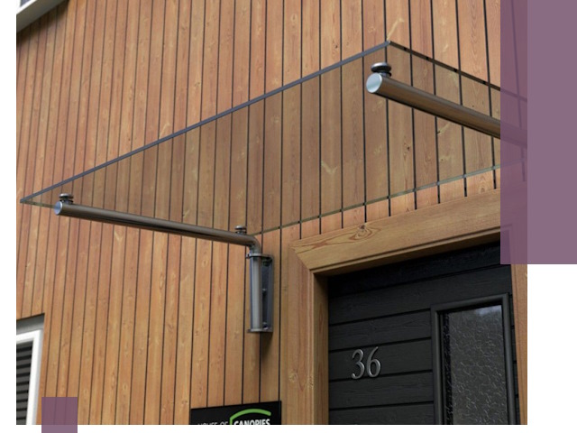 Стеклянные козырьки на входы и фасады в Верхнем Уфалее